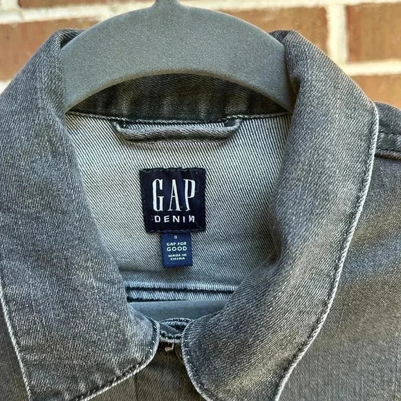 Hand-Painted Georgia Bulldog Camo Jean Jacket - Unique Dog Design - Gap Denim - Picture 6 of 7